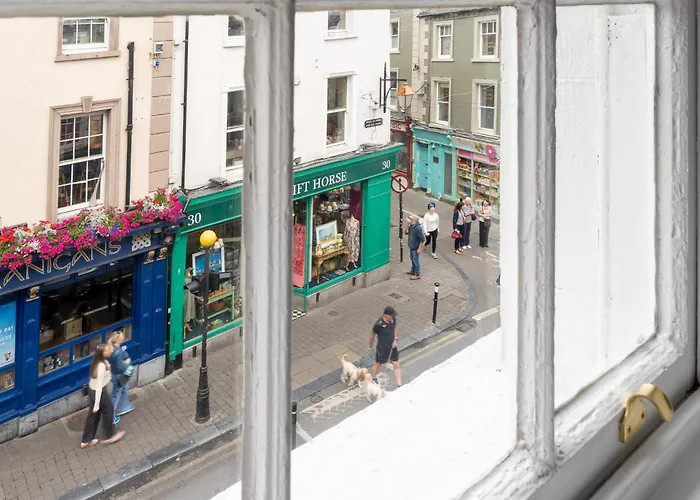 No 5 Rose Street - 3 Apartament *